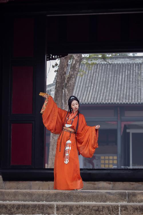 王者荣耀御寒搭配什么-御寒材料？-第5张图片-平泛游戏